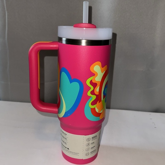 Stanley 30oz Adventure Quencher H2.0 Flowstate
Tumbler - Picture 2 of 7